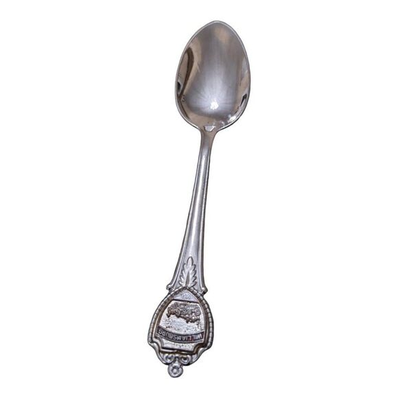 Williamsburg Sterling Silver Souvenir‎ Demitasse Spoon 925 USA Vintage 13 Grams - Picture 1 of 5